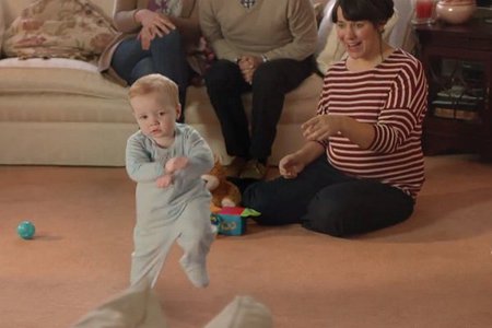 Vide: a kisbabk is nyomjk a  Gangnam Stylet! 