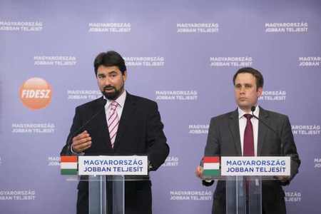 Orszgjrsba kezd a Fidesz-KDNP