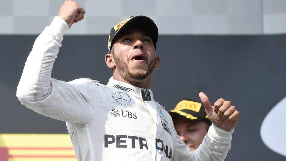 F1: Hamilton trtnelmet rt