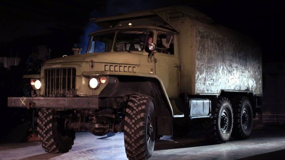Ngy s fl tonns fnykpezgp lett az Ural 375-s teherautbl