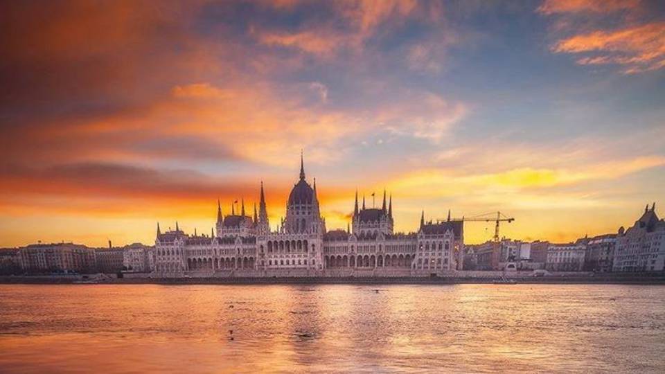 Krnn Imre a felkel nap orszgt varzsolta Budapestbl