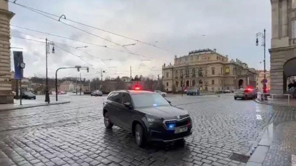 Prgai lvldzs: 15 halottrl szmolt be a cseh rendrsg, az elkvet dik volt