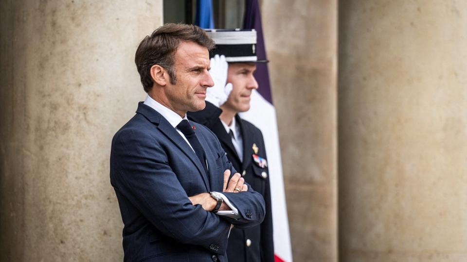 Eldurvult a helyzet Franciaorszgban, Macron hazautazik az EU-cscsrl