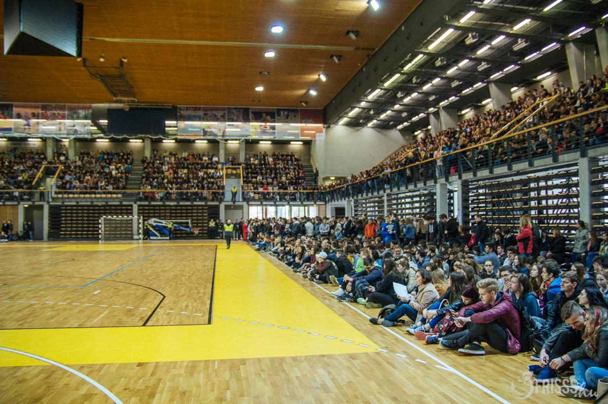 Aréna Savaria Szombathely Felbeszakadt Buli mkb bank szombathely