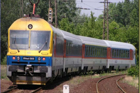 Kábelrongálás miatt késnek a vonatok a szombathelyi vonalon