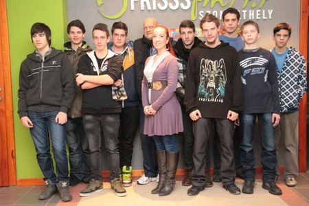 Érdeklődő fiatalok lepték el a Frisss FM szerkesztőségét!