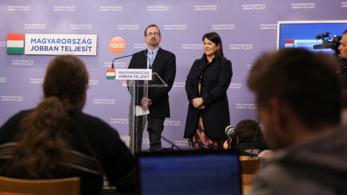 Elfogadták a Fidesz-KDNP EP listáját