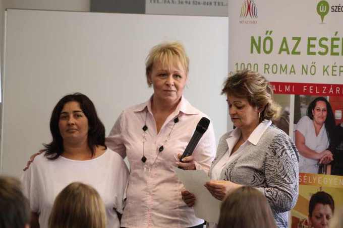 Tíz roma nő képzése fejeződött be Szombathelyen 
