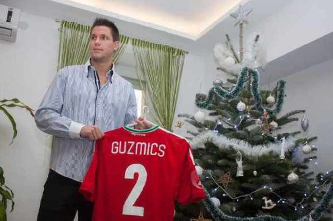 Guzmics Richrd a karcsonyi jkvnsg arca