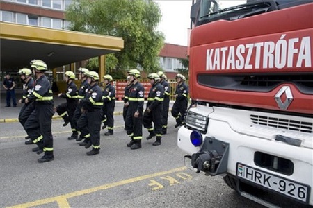 Öt új tűzoltó kezdte meg a szolgálatot 