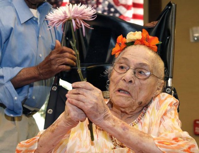 Elhunyt a világ legidősebb asszonya