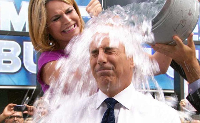 Az új őrület: ALS Ice Bucket Challenge