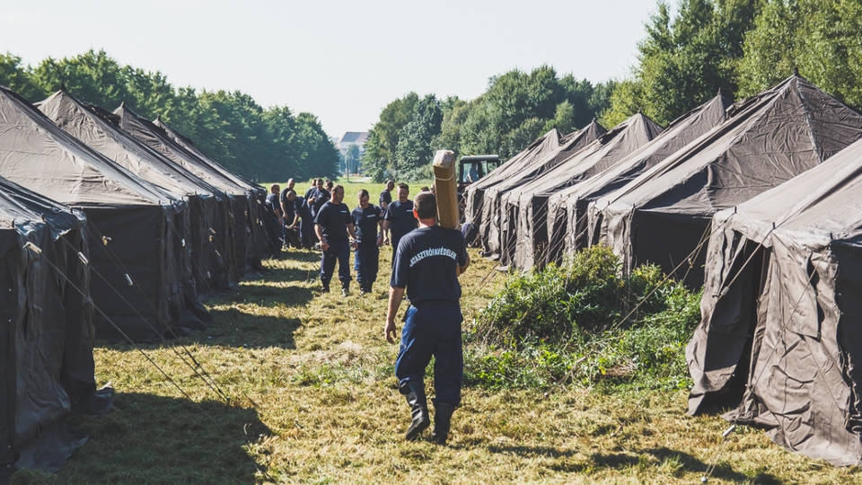Menekülttábor Magyarországon? 