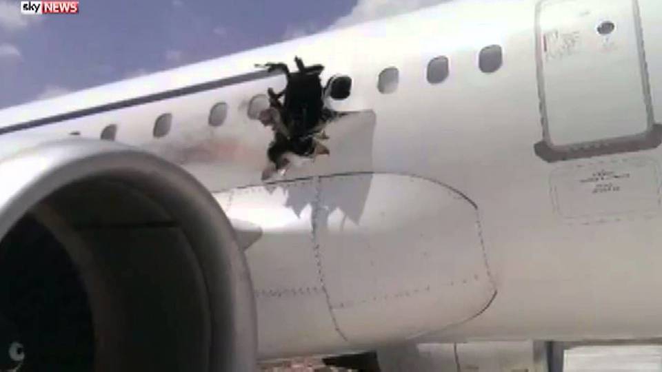 Félelmetes videó készült egy repülőn