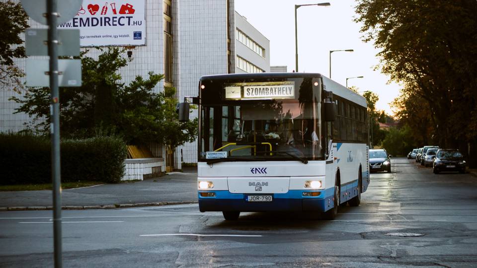 A szombathelyi Petőfi-telepen élők már most is használhatják helyi járatos bérleteiket a helyközi buszokon