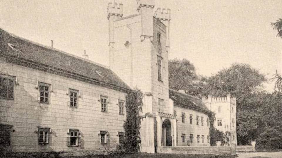 Így alakult át több száz év alatt a vépi Erdődy kastély 