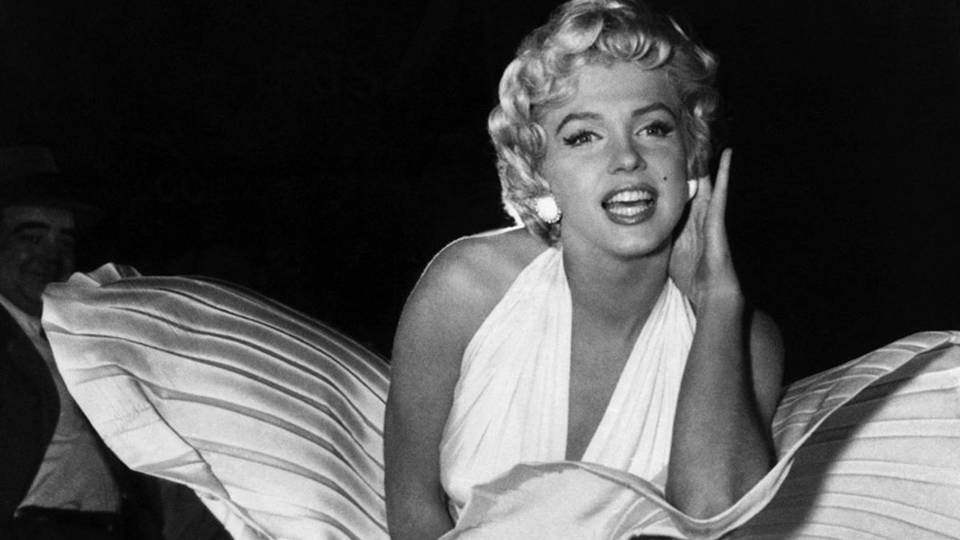 Sohasem látott videó került elő Marilyn Monroe szoknyalibbentéséről