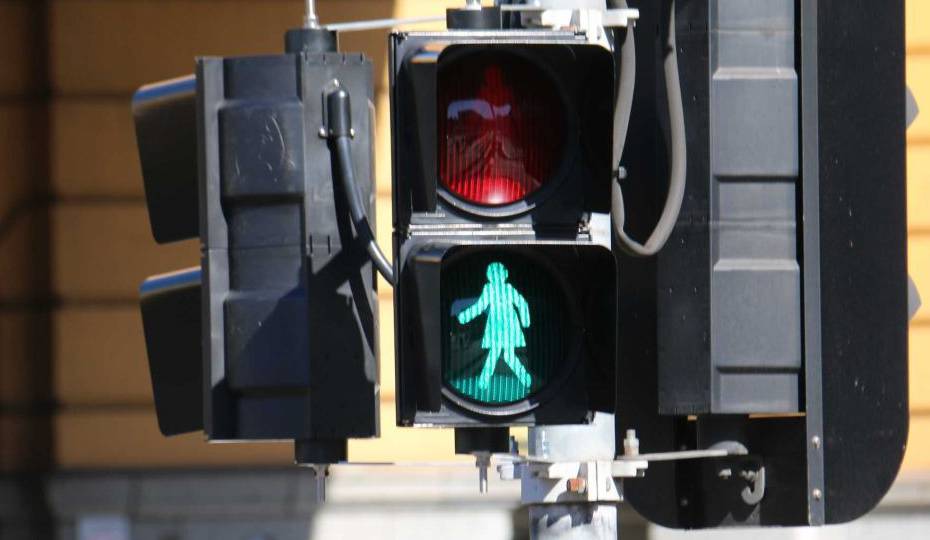 Ausztráliában már nők vannak a gyalogátkelők jelzőlámpáin