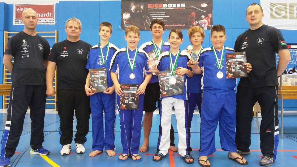 A Skorpió Kick-boksz SE csapata a hétvégén Ausztriában járt egy nemzetközi versenyen