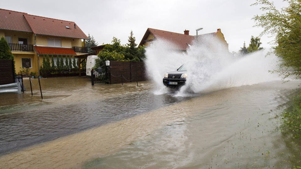 Veszprém megyében voltak, akiknek költözniük kellett a sok eső miatt
