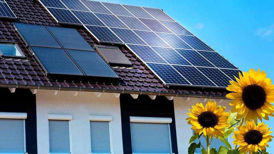 KKV-k kapnak pénzt napelem telepítésre