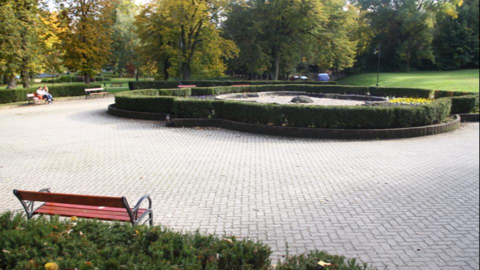 Szökőkútból emlékhely: a Szent István parkban állítunk emléket Trianonnak