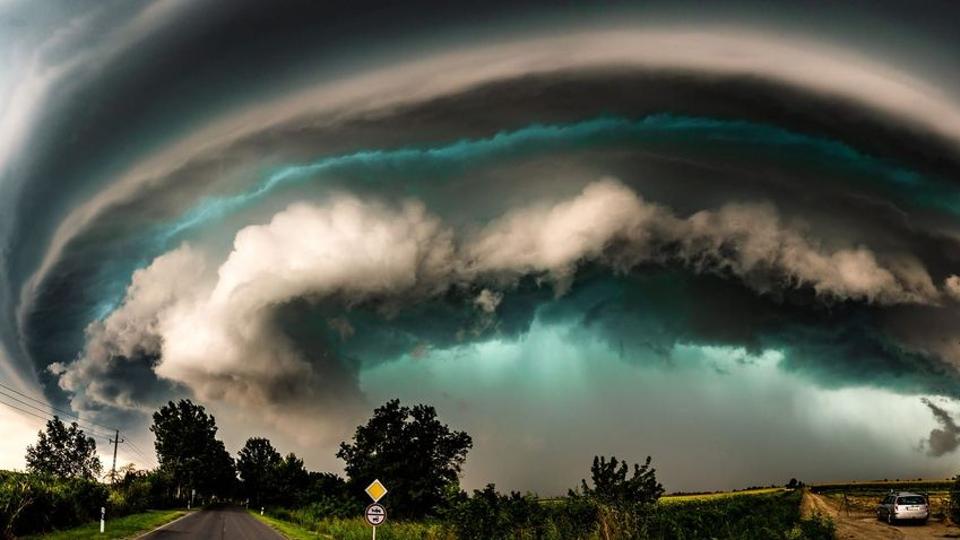 Egészen elképesztő fotót lőtt a szegedi fotós a pusztító viharról
