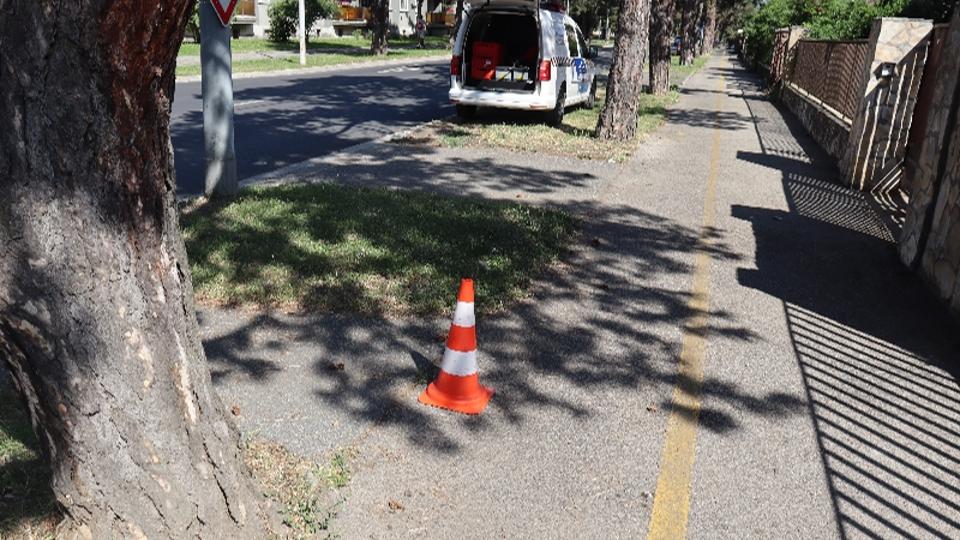 Úttestre esett, parkoló autónak hajtott - Két ittas kerékpáros szenvedett balesetet Szombathelyen