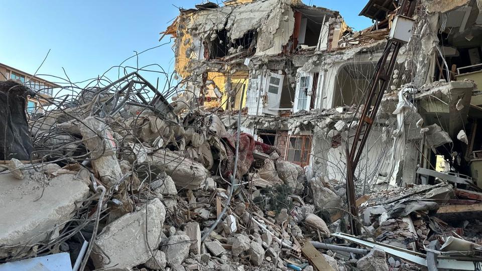 Újabb földrengés rázta meg Törökországot szombat hajnalban