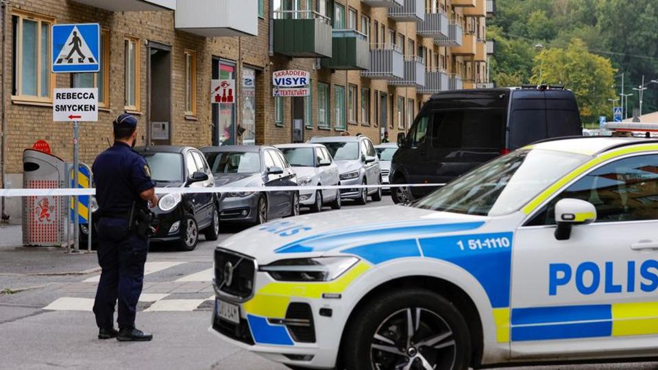 Egy óra alatt négy lakóépületben robbantottak Svédországban