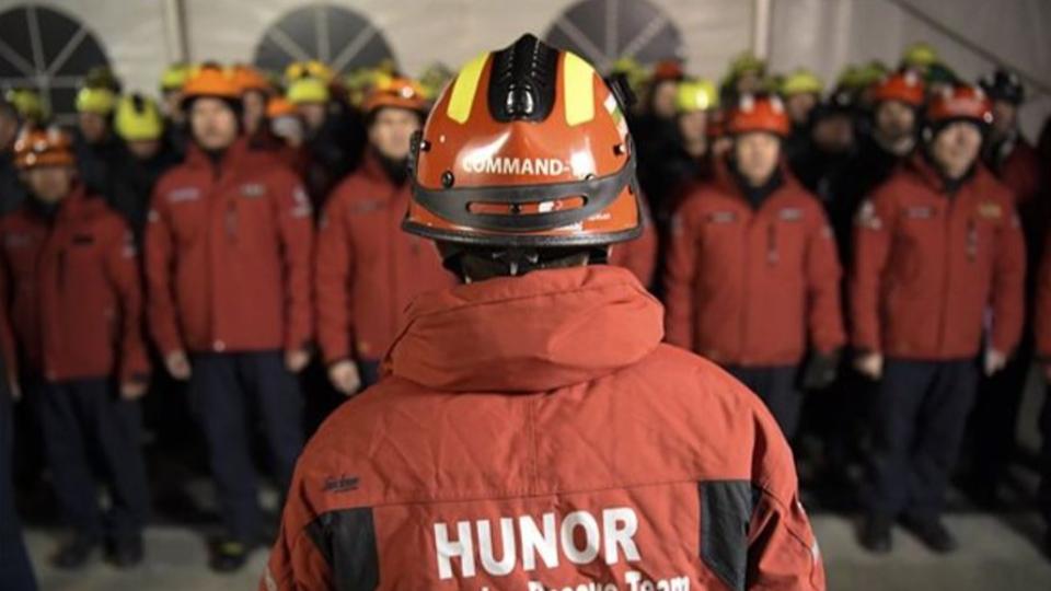 Elindult Törökországba a magyar mentőcsapat - köztük két Vas vármegyei tűzoltóval

