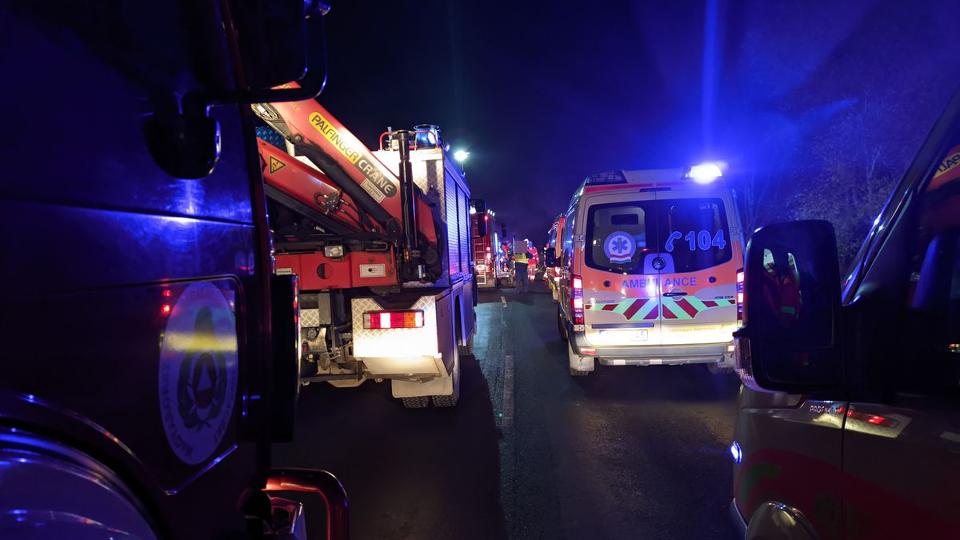 Ketten meghaltak egy balesetben Gyöngyösfalu közelében