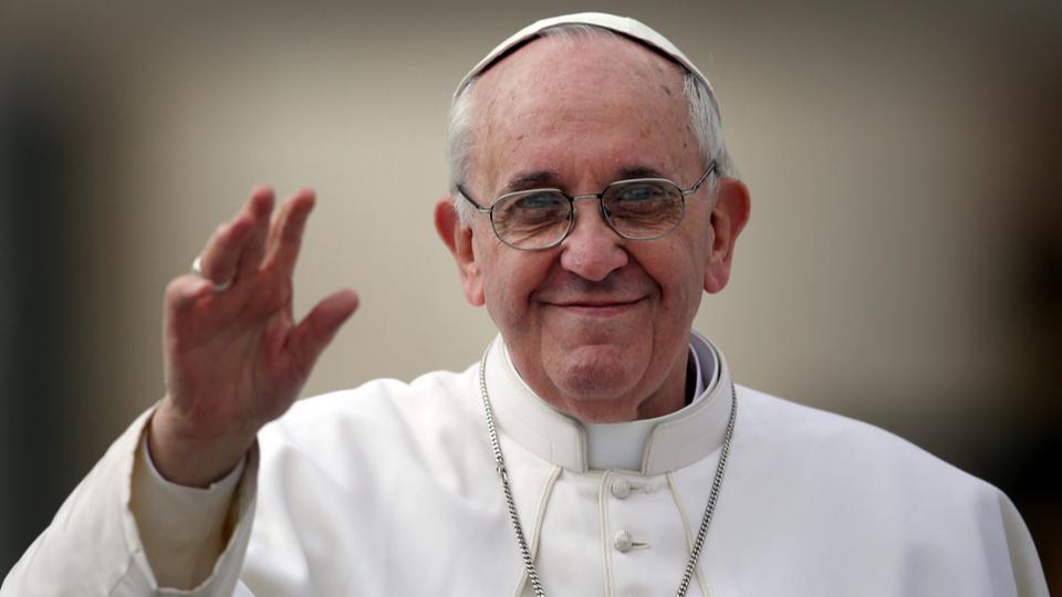 Ferenc pápa: bűn elítélni a homoszexuálisokat