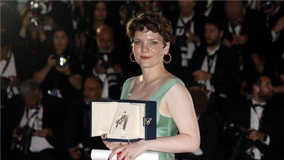 Magyar siker Cannes-ban: Buda Flóra Anna nyerte a rövidfilmes Arany Pálmát