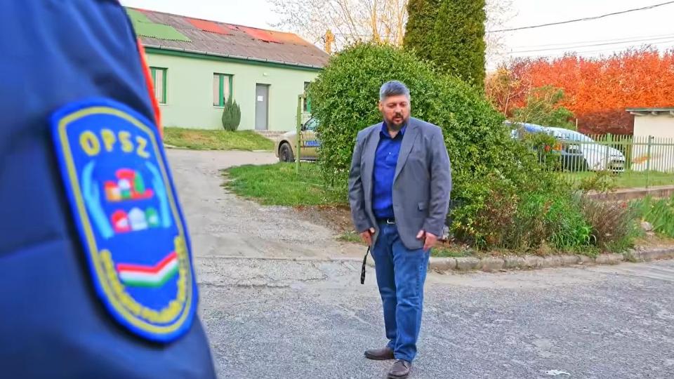 FRISSS.huminden Szombathelyről és környékéről / Kisöpri a lányokat