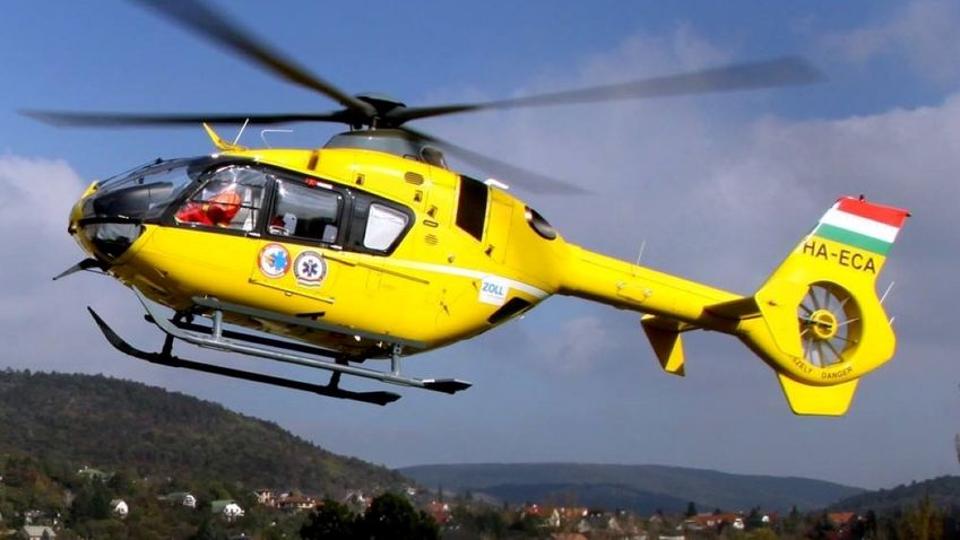 Szívinfarktust kapott, helikopter szállította kórházba a megyei gólkirályt