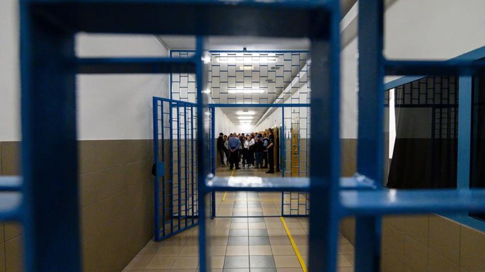 Milliárdokkal károsította meg a magyar államot a börtönbiznisz