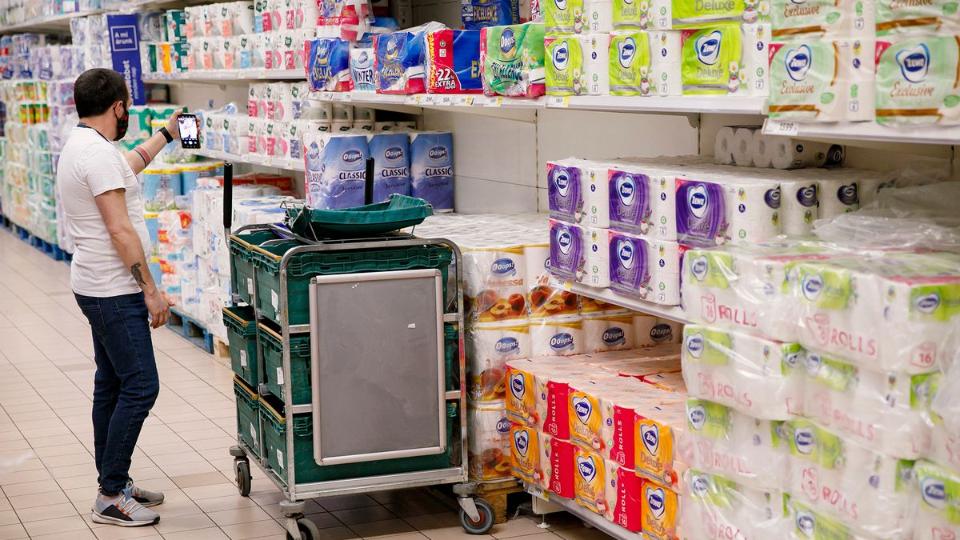 Újabb árcsökkenés – az egyik legnagyobb boltban már sokkal olcsóbb a WC-papír