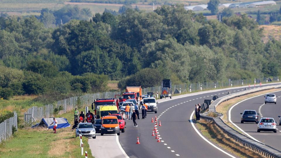 Buszbaleset történt Horvátországban, tizenkét ember meghalt