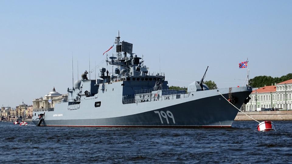 „Csak félreértés volt” – úgy tűnik, mégsem semmisítették meg az ukránok az Admiral Makarov orosz hadihajót