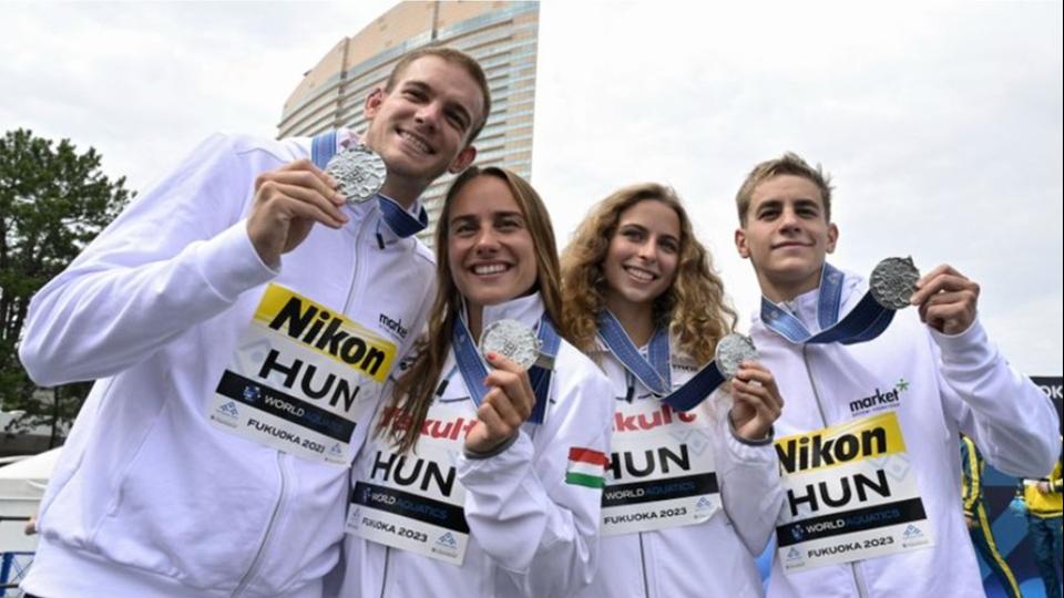 Ezüstérmesek a magyarok a nyíltvízi úszók csapatversenyében