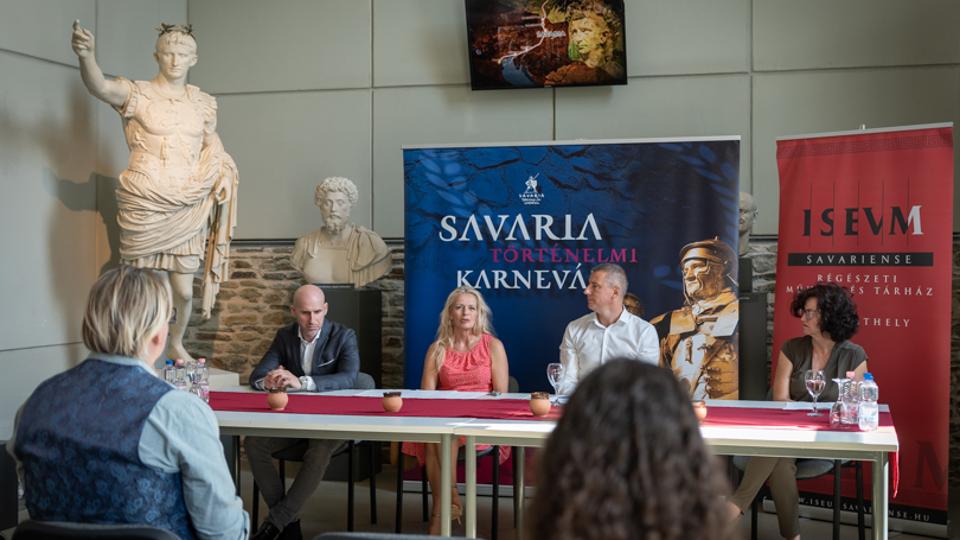 Egyszerre antik és modern - Hagyományos, de újít is az idei Savaria Történelmi Karnevál