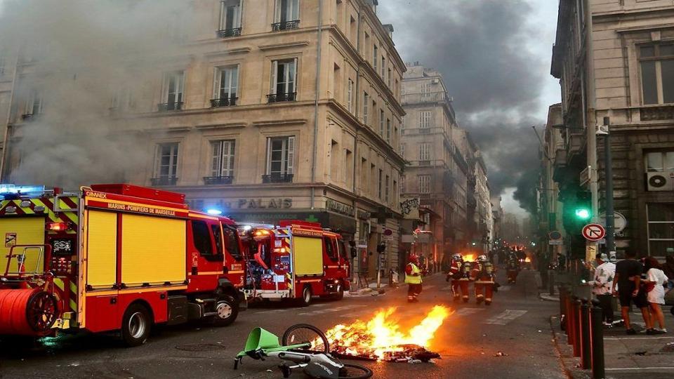 Franciaország: Mi van a zavargások hátterében?