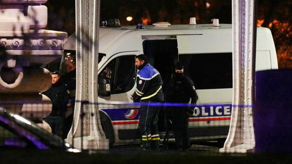 Terrorveszly Prizsban, hatalmas kszltsget rendeltek el szilveszterre